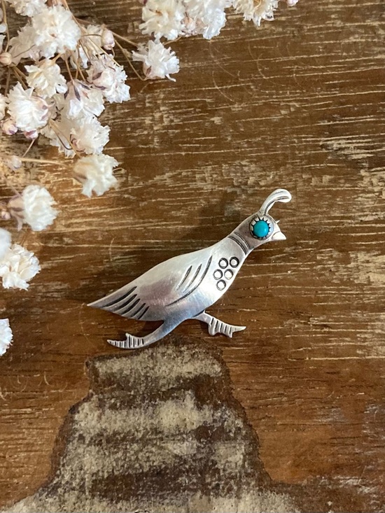 Silver Tone Quail Brooch with Turquoise Colored Detail Southwest Style Pin - Picture 3 of 14